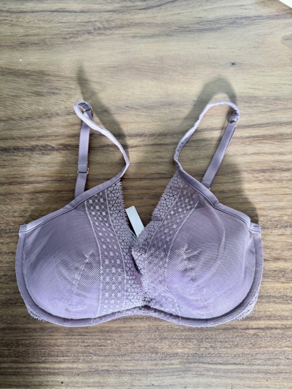 Victoria's Secret Incredible 32DD Lilac Lace Plunge Bra Unlined Sheer Mesh
